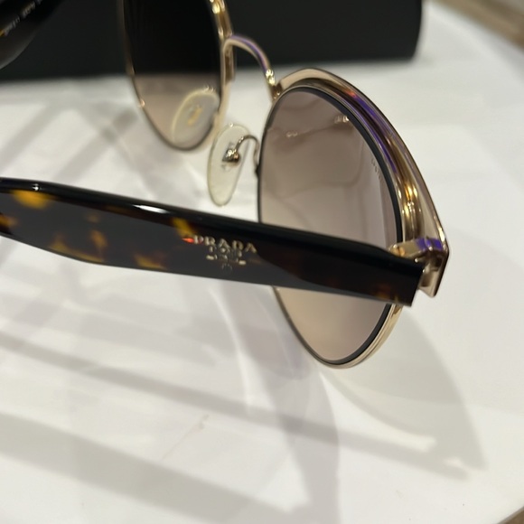 PRADA MADE IN ITALY SUNGLASSES SPR61T 54-19 BRAND NEW - Picture 3 of 7